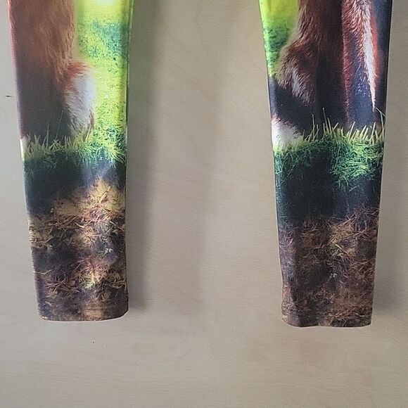 NEW WOLF We Are Handsome Australia Leggings Gold Boho Shiny Animal RARE S - Picture 3 of 15